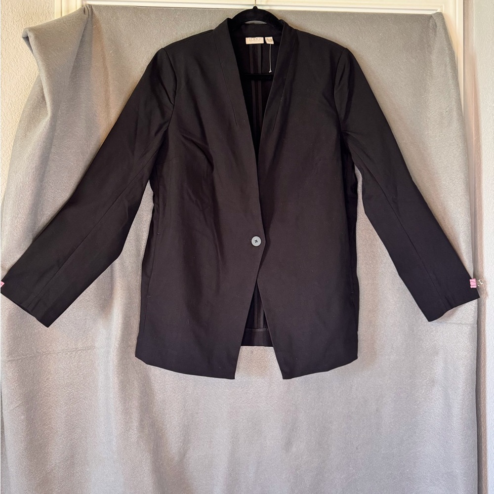 Women's Black Blazer. NWOT